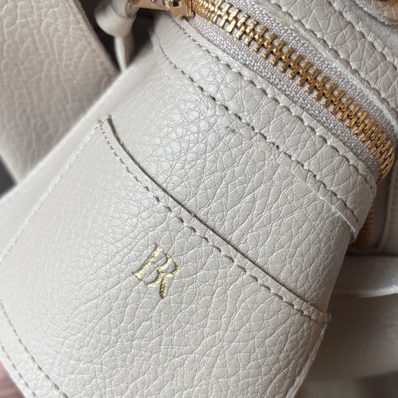 BANANA REPUBLIC Elegant Blush Cream Vegan Mini Slouchy Handbag - Picture 8 of 8